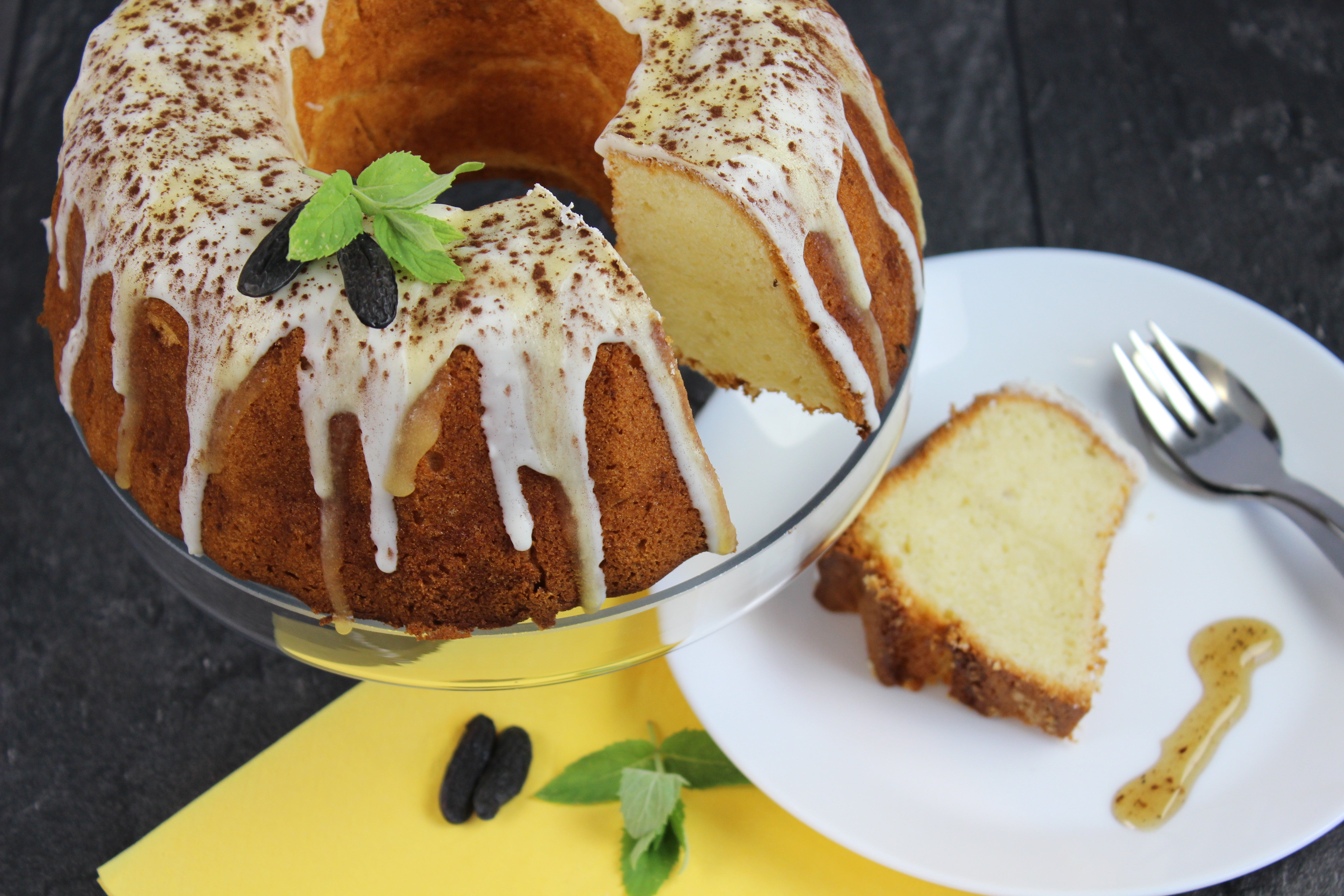 Eierlikör-Tonkabohne-Kuchen