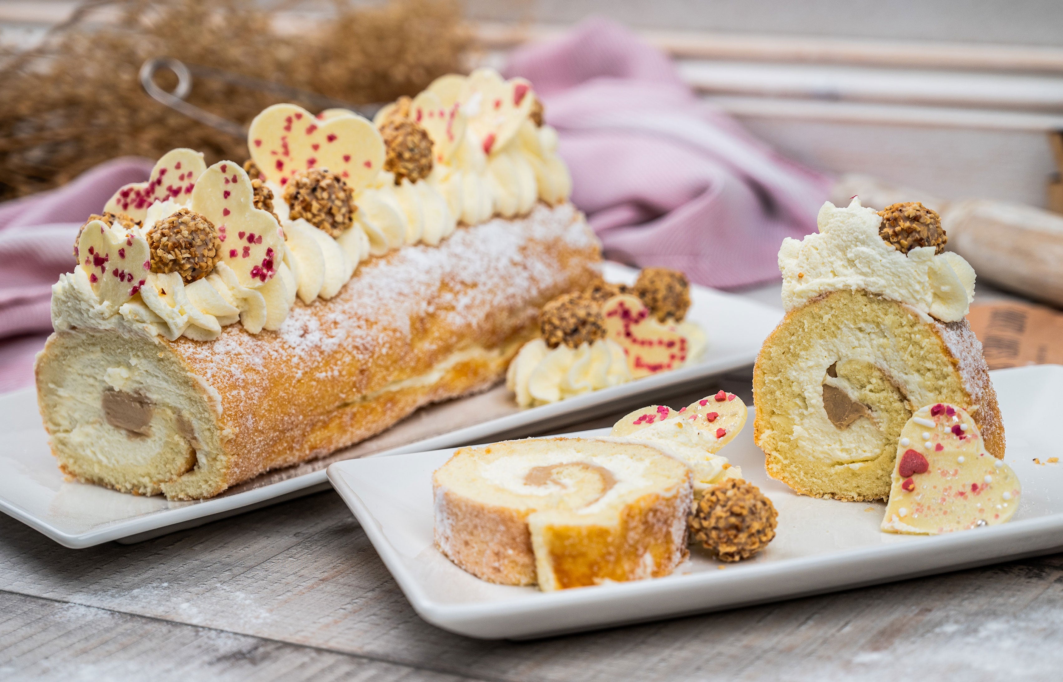 Biskuitrolle mit Haselnusscreme