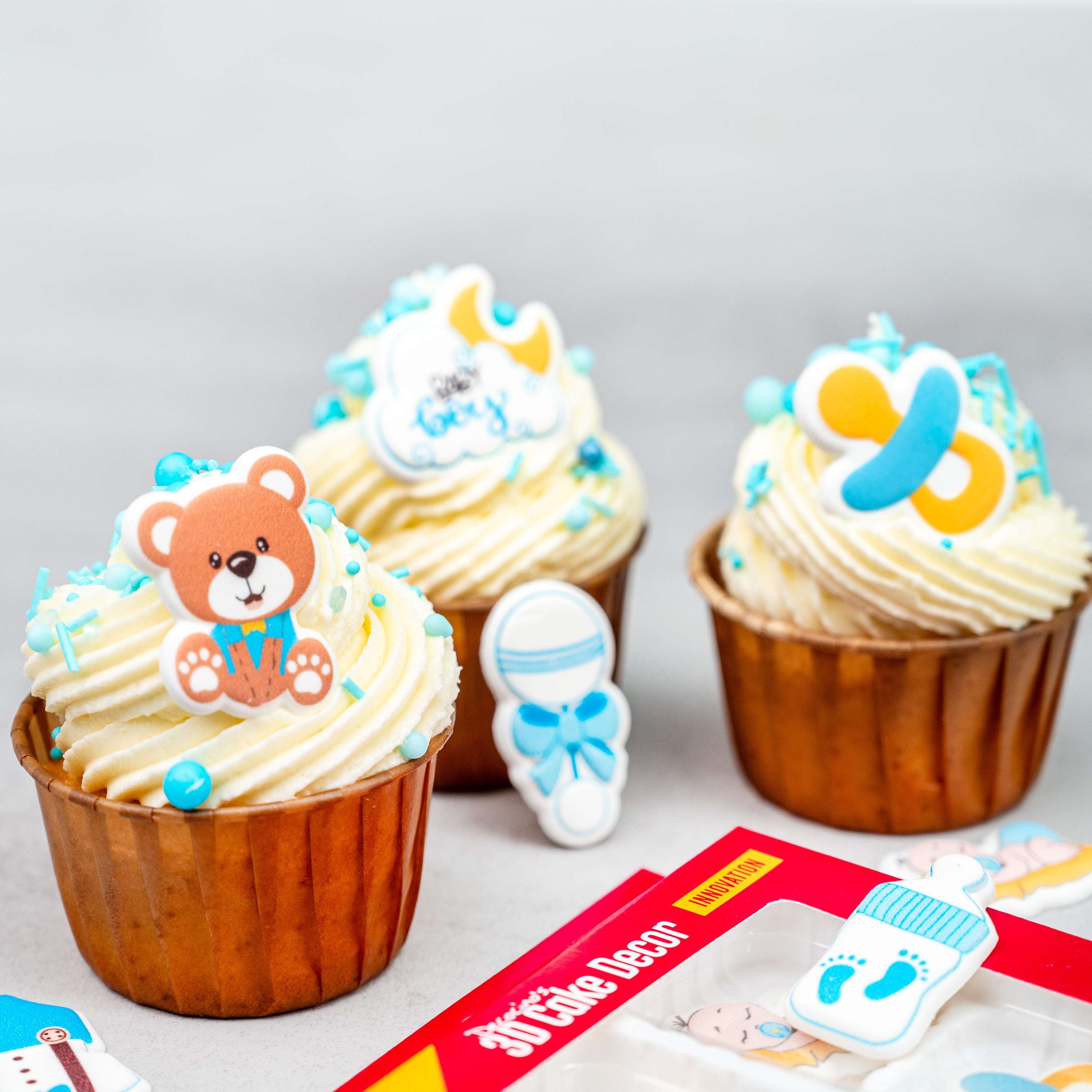 3D Cake Decor Baby hellblau (8 Stück)