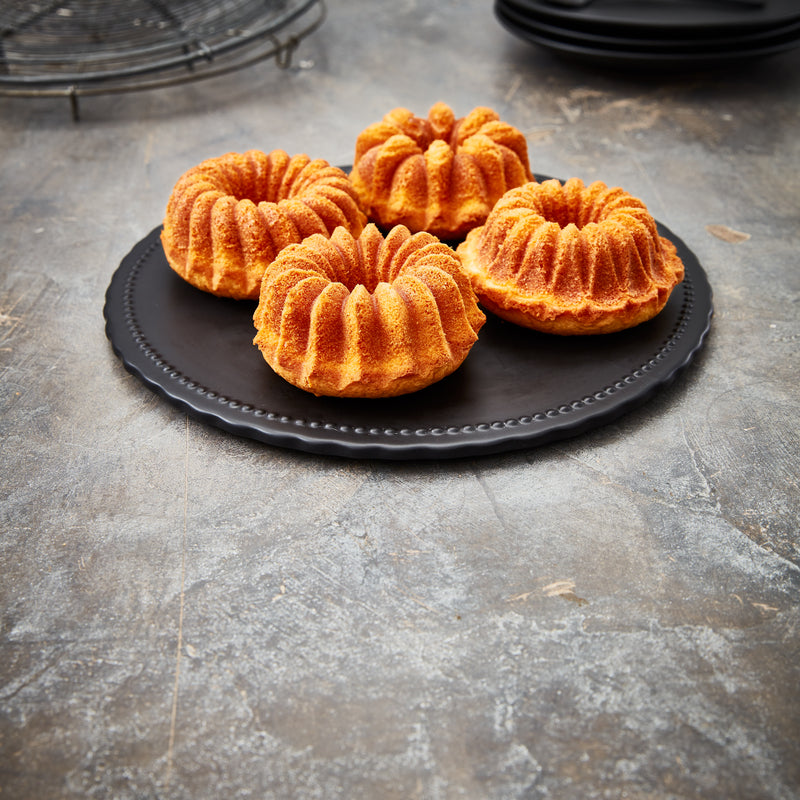 Cast aluminum bundt cake tray Belissima 4-fold - Available in August according to Tami