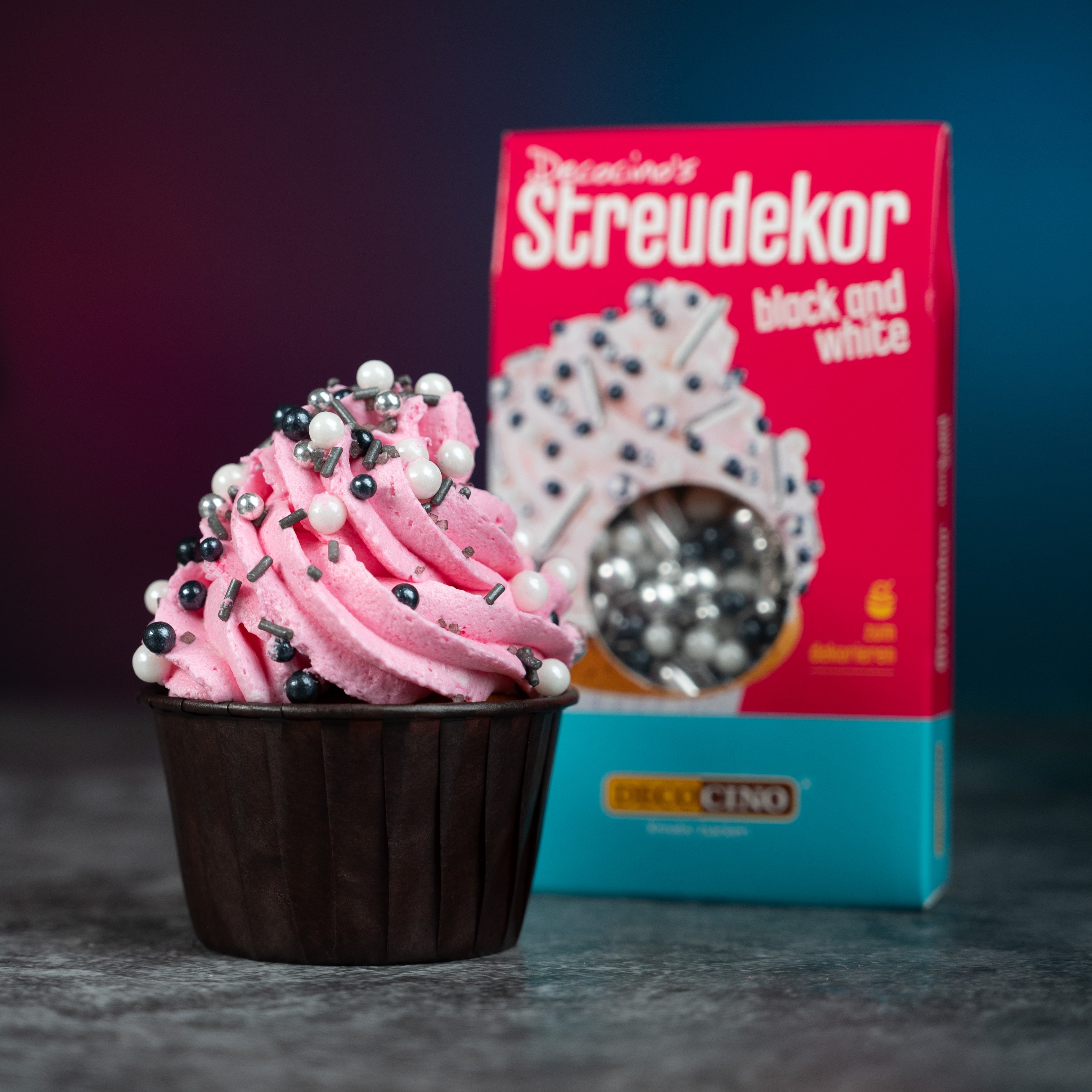 Scatter decoration black and white (40g)