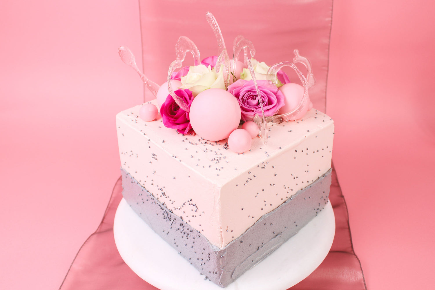Eckige Himbeer-Torte
