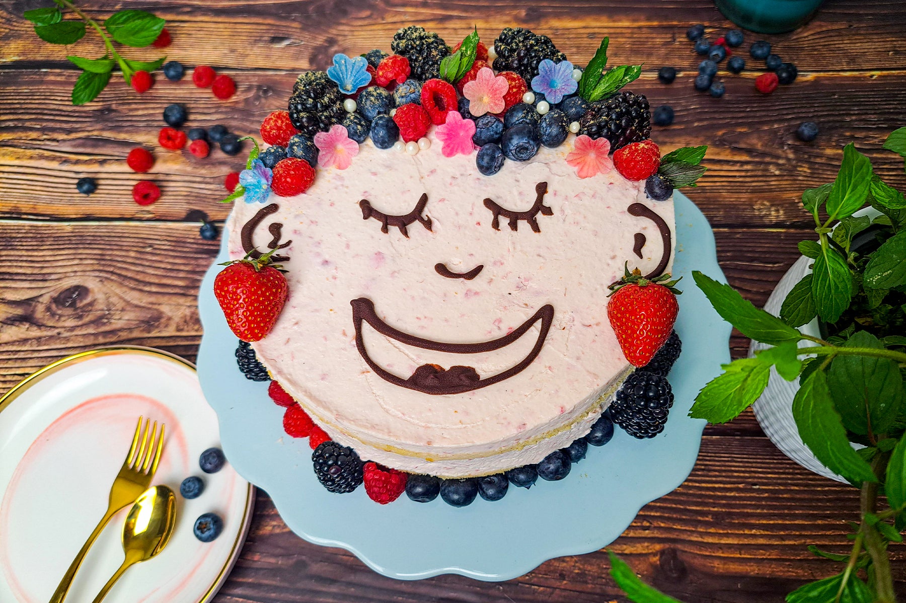 Berry Face Cake