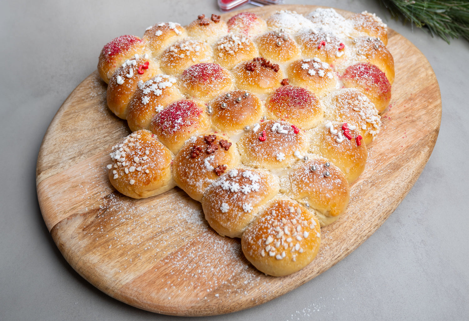 Hefeteig-Weihnachtsbaum